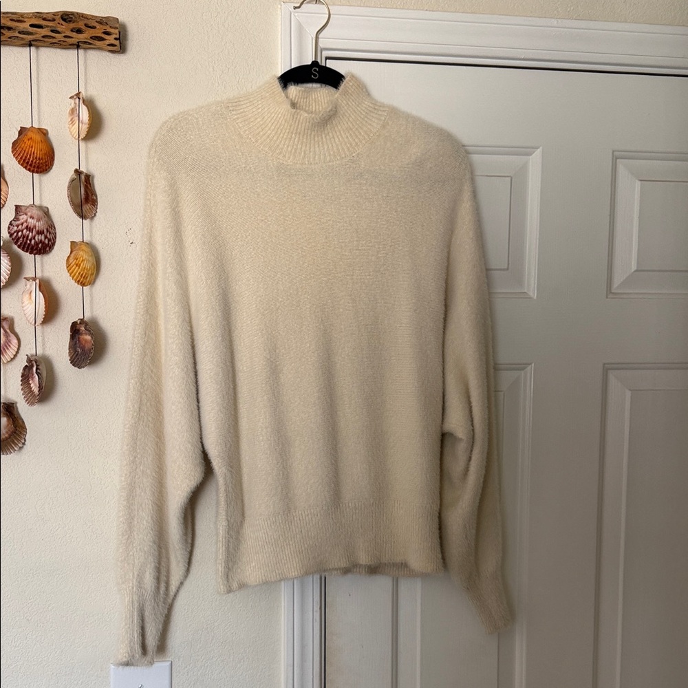 Vero Moda Cream Turtleneck Sweater